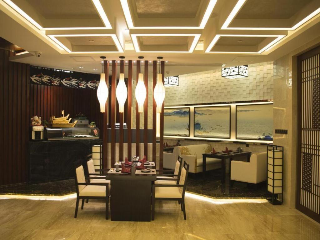 Shantou International Hotel Exterior photo