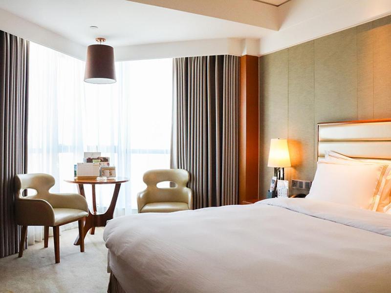 Shantou International Hotel Exterior photo