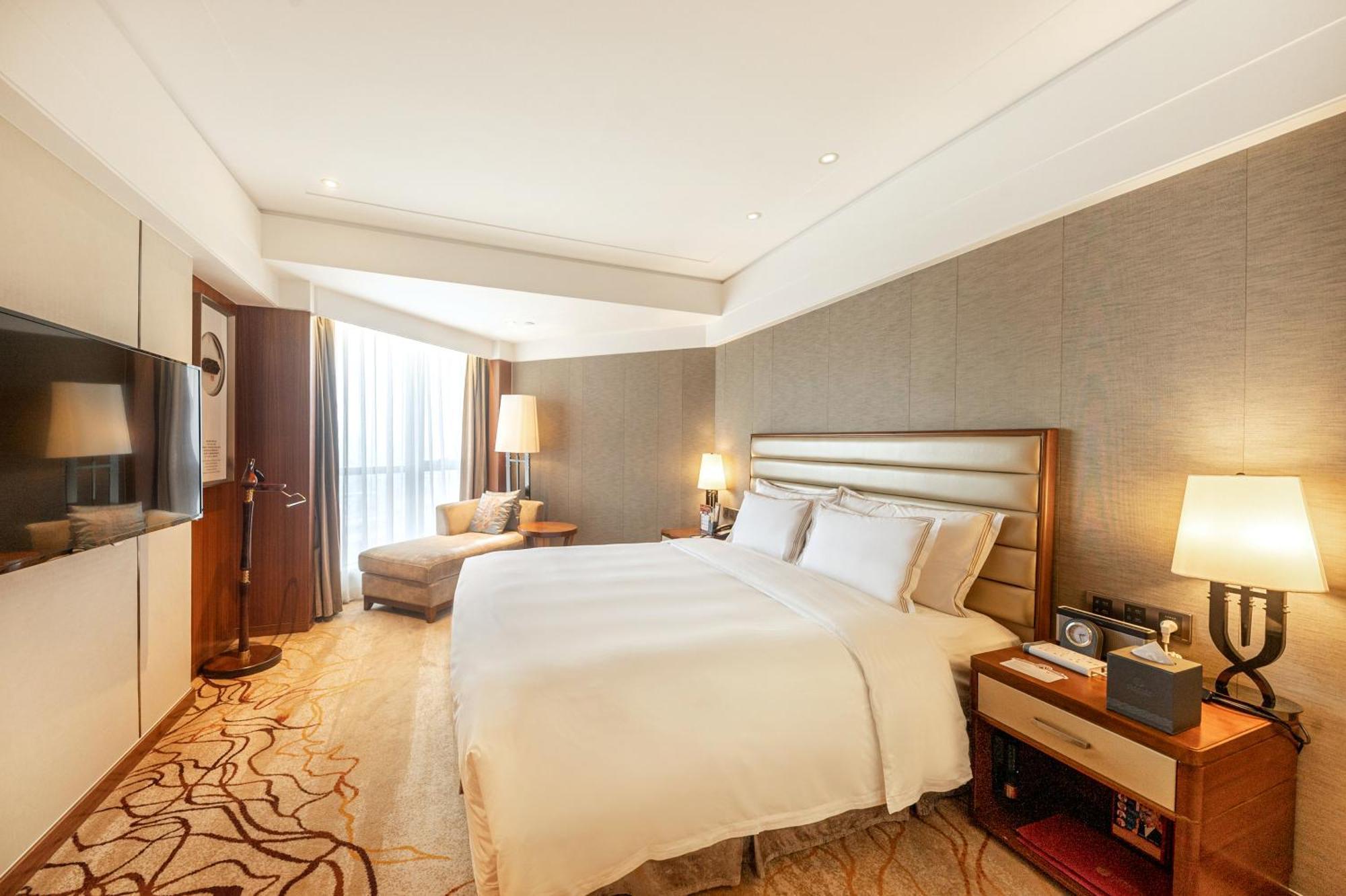 Shantou International Hotel Exterior photo