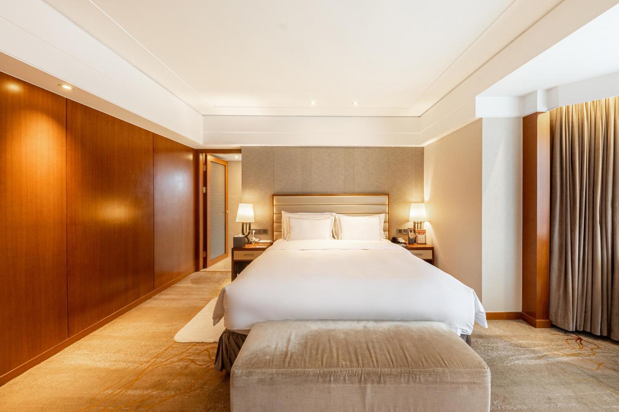 Shantou International Hotel Exterior photo