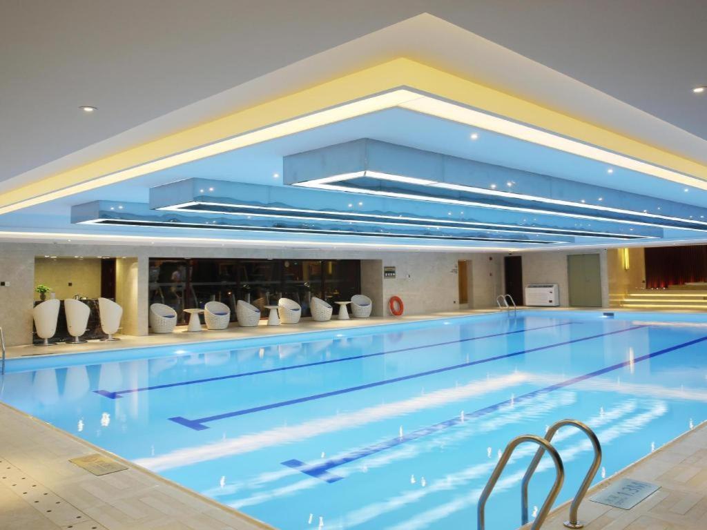 Shantou International Hotel Exterior photo