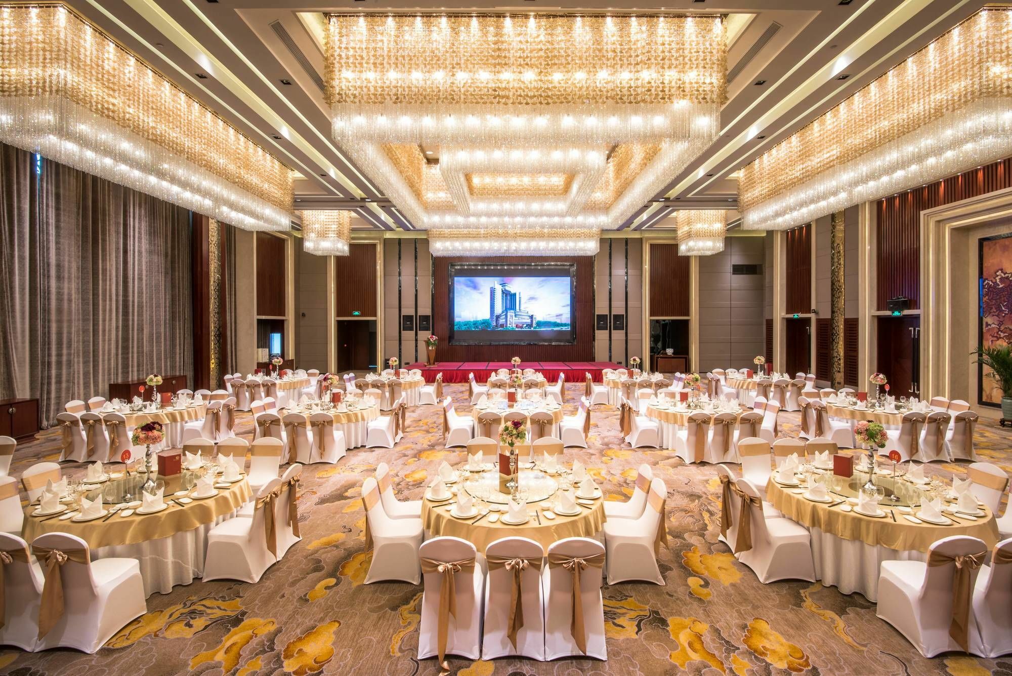 Shantou International Hotel Exterior photo